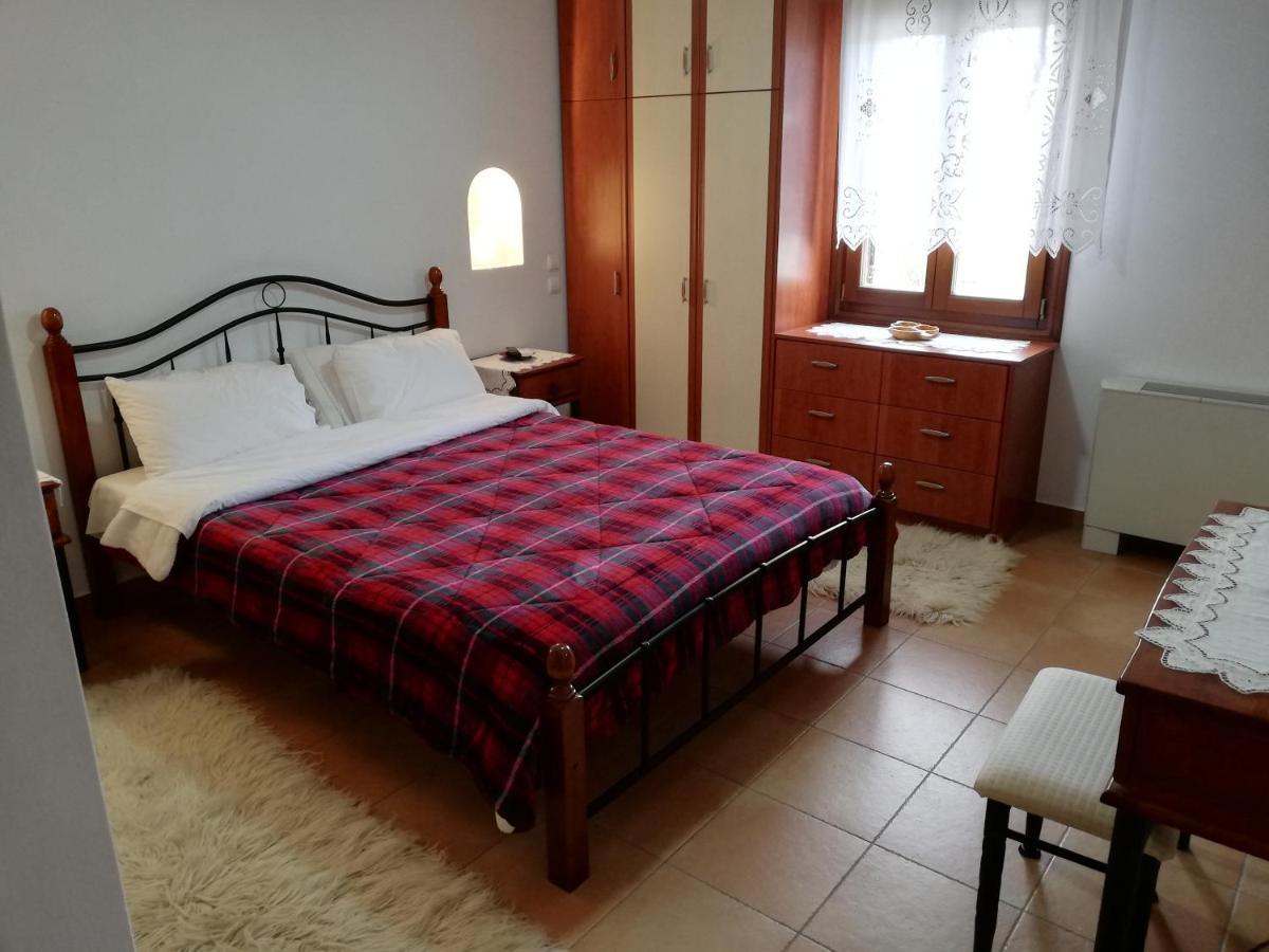 Sunshine House For 9, Cozy Set Up,Verandas, Sea View. Karterádosz Kültér fotó