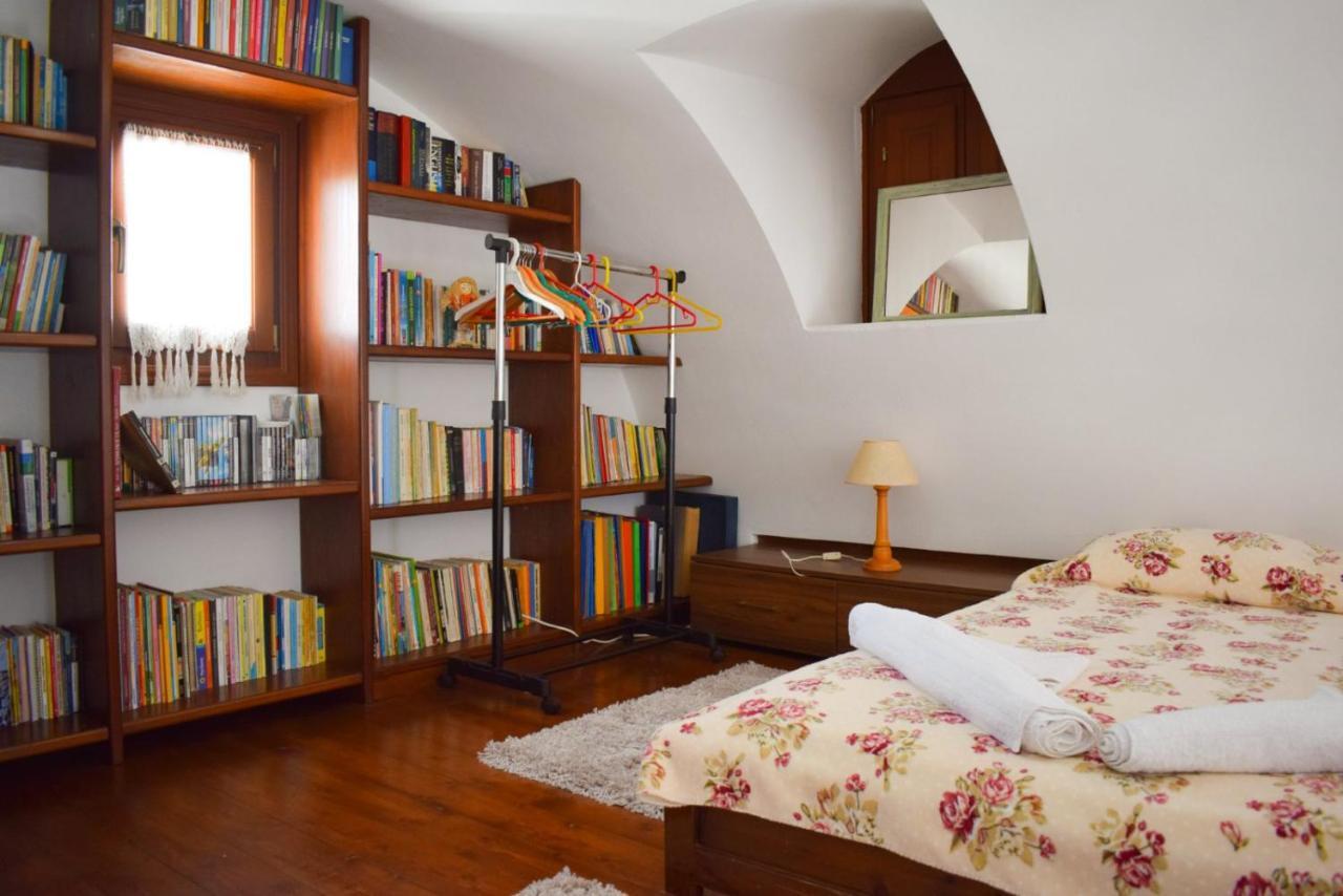 Sunshine House For 9, Cozy Set Up,Verandas, Sea View. Karterádosz Kültér fotó