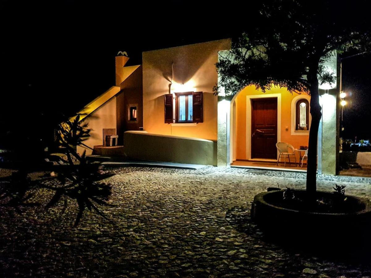 Sunshine House For 9, Cozy Set Up,Verandas, Sea View. Karterádosz Kültér fotó