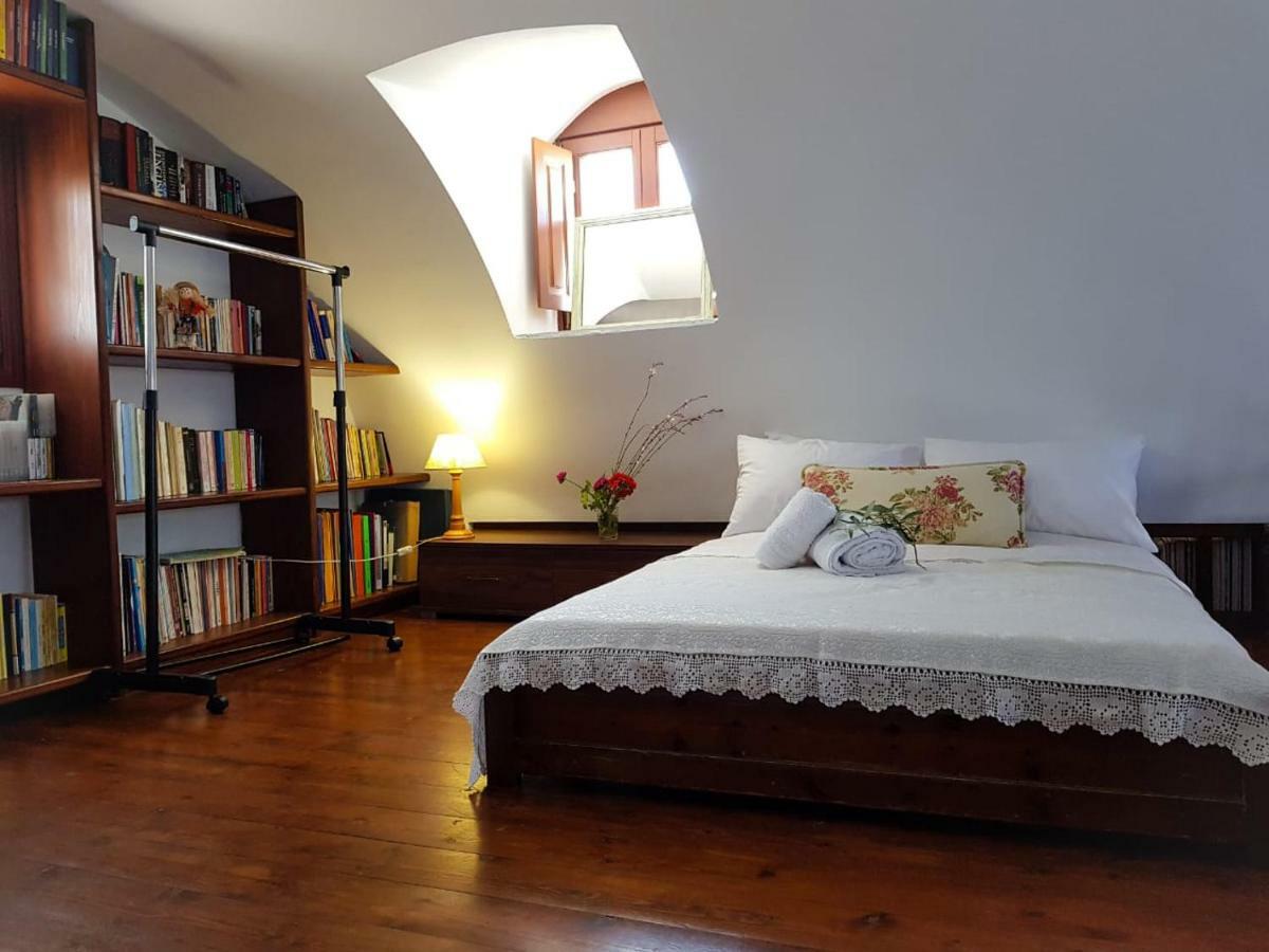 Sunshine House For 9, Cozy Set Up,Verandas, Sea View. Karterádosz Kültér fotó
