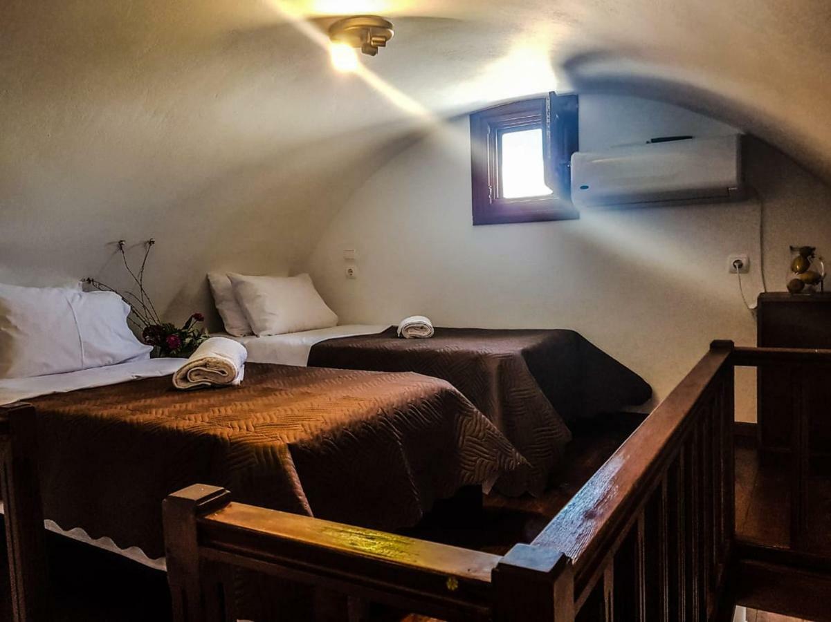 Sunshine House For 9, Cozy Set Up,Verandas, Sea View. Karterádosz Kültér fotó